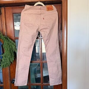 Levi's Women's Soft Pink Straight Leg Jeans